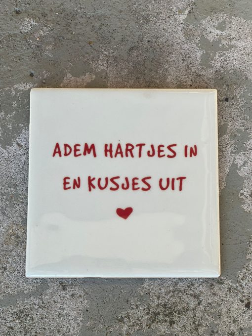 Tegeltje Adam hartjes in